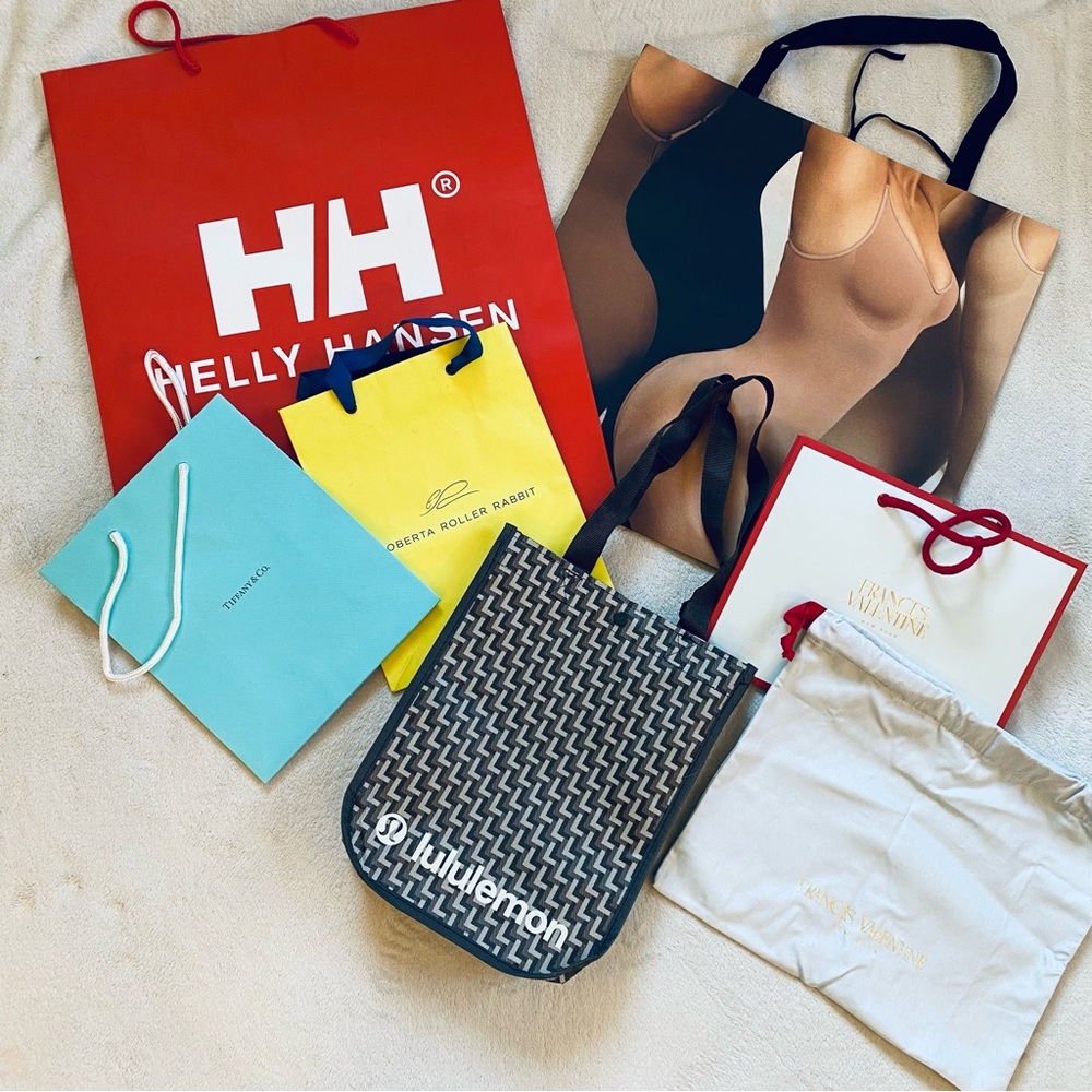 empty shopping bags collection / 7 bags total